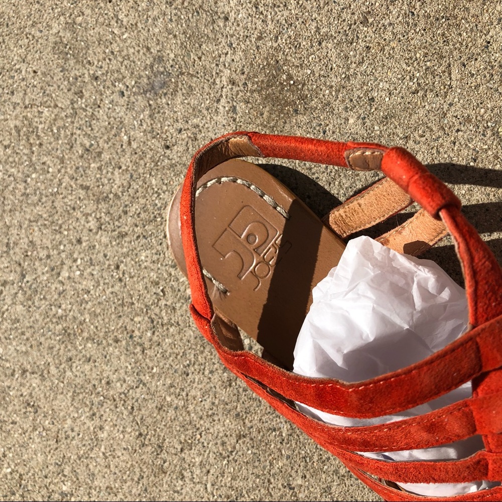 Joe's Jeans Red-Orange Strappy Suede Sandals - Size 5.5 - Picture 5 of 7